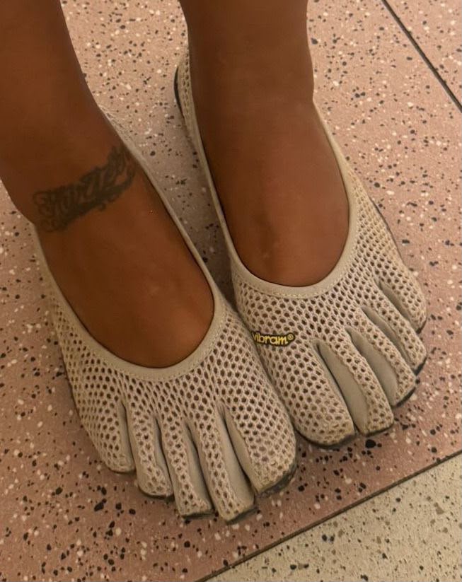 Vibram Five Finger - White